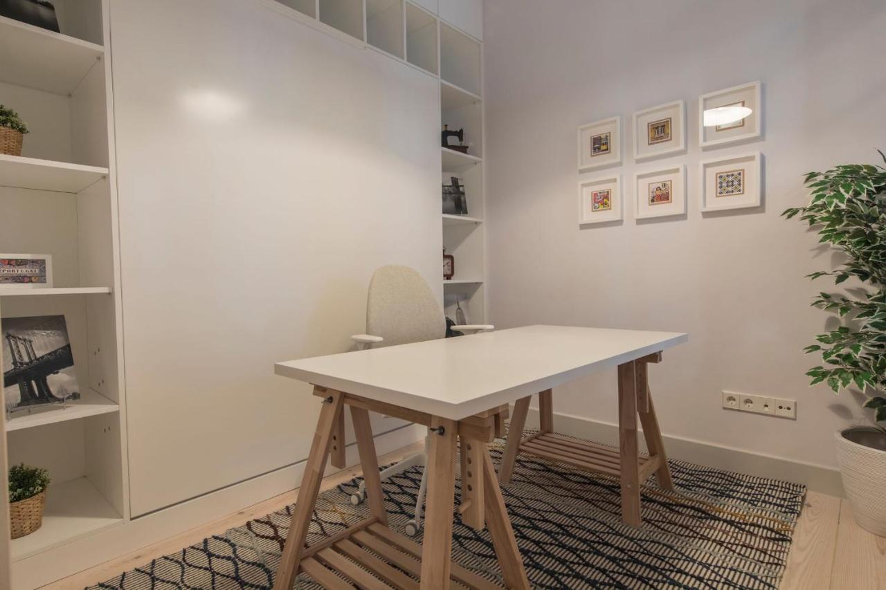 Lovelystay - 3 Bedroom Downtown Wonderwall Lisbon Bagian luar foto