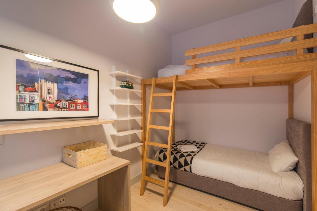 Lovelystay - 3 Bedroom Downtown Wonderwall Lisbon Bagian luar foto